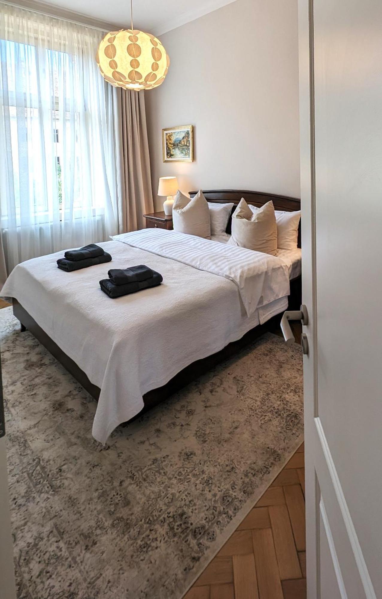Apartment In Historic Center, Quiet Area, Ac Hermannstadt Zimmer foto